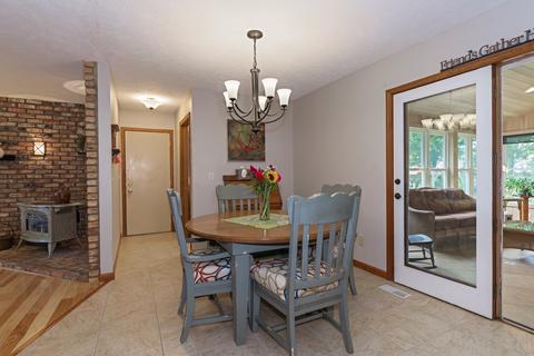 8808 Heatherdowns Rd, Bloomington, IL 61705 photo 23