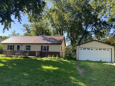 103 E Lee St, Carlock, IL 61725 photo 1