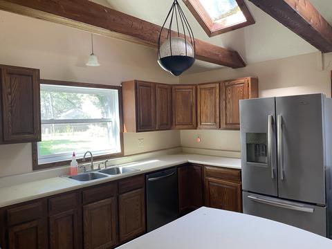 103 E Lee St, Carlock, IL 61725 photo 9