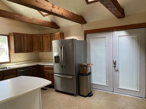 103 E Lee St, Carlock, IL 61725 photo 6