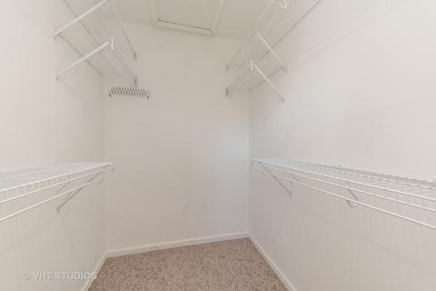 953 Shady Tree Ln, Wheeling, IL 60090 photo 12