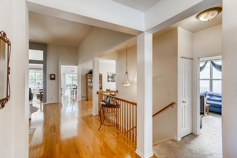 1350 Bison Ln, Hoffman Estates, IL 60192 photo 5