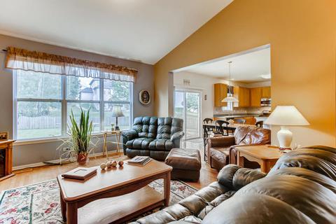 1350 Bison Ln, Hoffman Estates, IL 60192 photo 15