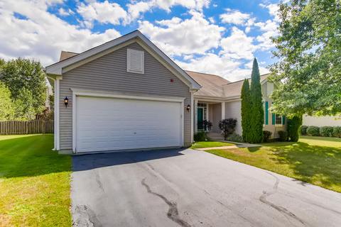 1350 Bison Ln, Hoffman Estates, IL 60192 photo 2
