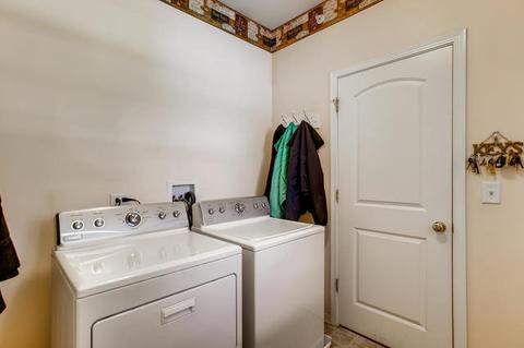 1350 Bison Ln, Hoffman Estates, IL 60192 photo 24