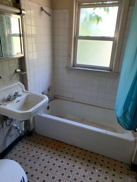 733 E 105th St, Chicago, IL 60628 photo 5