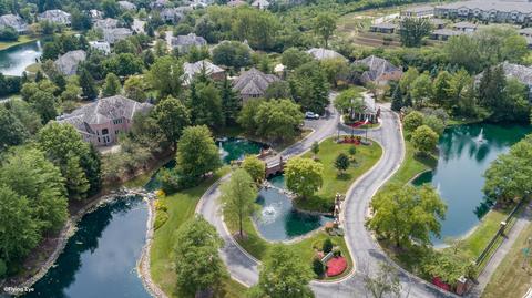 9191 Falling Waters Dr E, Burr Ridge, IL 60527 photo 53