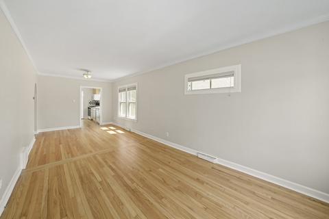 511 Lyon Ave, Wheaton, IL 60187 photo 3