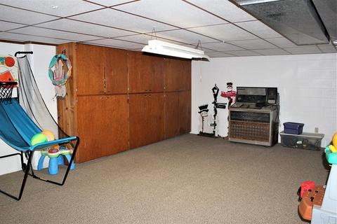 516 Barden St, Morrison, IL 61270 photo 21