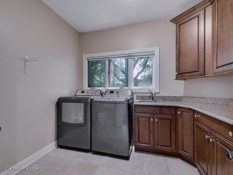 3 Roanoke Ct, Burr Ridge, IL 60527 photo 22