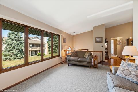 2307 Olde Mill Rd, Plainfield, IL 60586 photo 4
