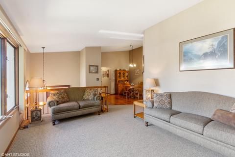 2307 Olde Mill Rd, Plainfield, IL 60586 photo 5