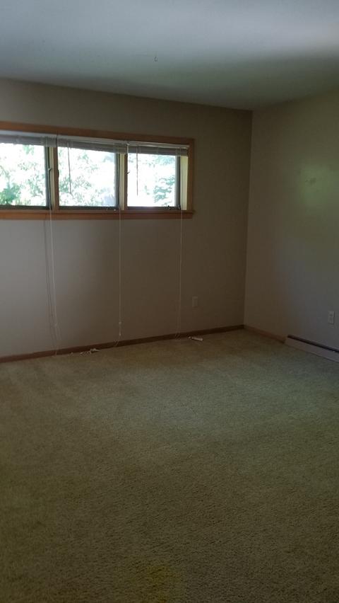 1104 Eustace Dr, Dixon, IL 61021 photo 8