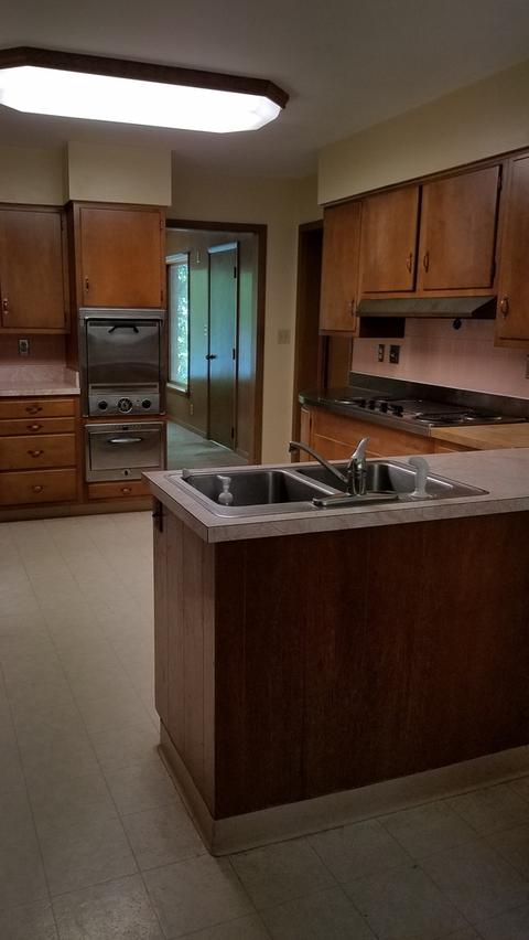 1104 Eustace Dr, Dixon, IL 61021 photo 4