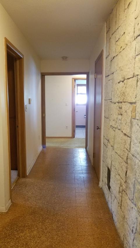 1104 Eustace Dr, Dixon, IL 61021 photo 7