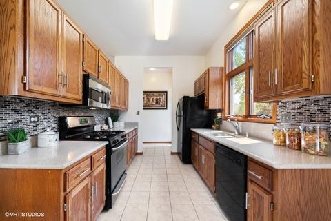 16628 Spangler Rd, Plainfield, IL 60586 photo 10