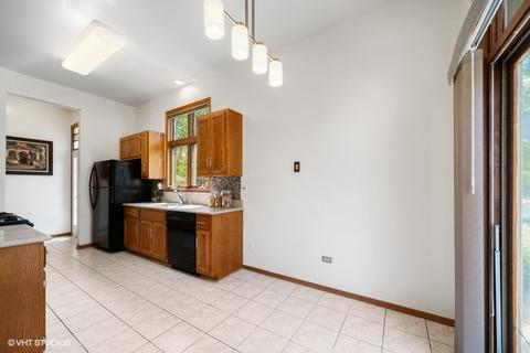 16628 Spangler Rd, Plainfield, IL 60586 photo 11
