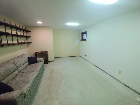827 Anchor Ct, Bartlett, IL 60103 photo 12