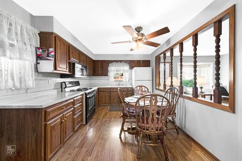 5330 State Rd, Burbank, IL 60459 photo 3
