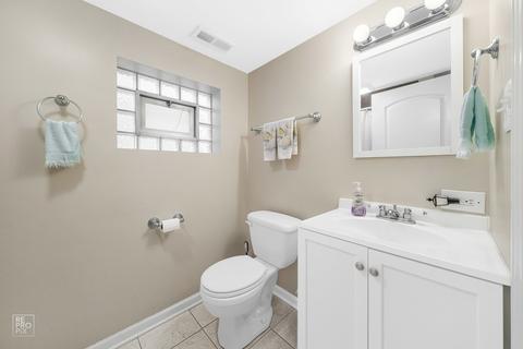 5330 State Rd, Burbank, IL 60459 photo 7