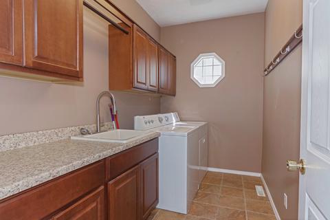 8 Lexis Ct, Bloomington, IL 61704 photo 20