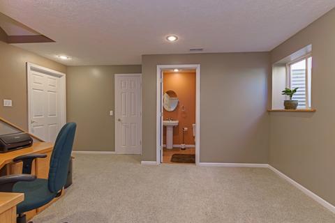 8 Lexis Ct, Bloomington, IL 61704 photo 38