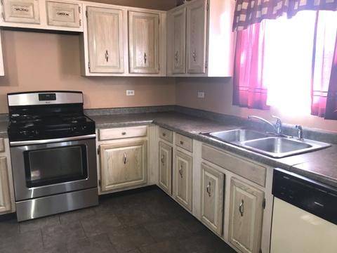 54 Cloverleaf Rd, Matteson, IL 60443 photo 6