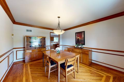 1962 Chatham Dr, Wheaton, IL 60189 photo 4