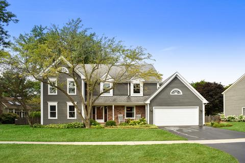 1962 Chatham Dr, Wheaton, IL 60189 photo 1