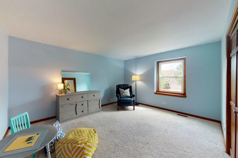1962 Chatham Dr, Wheaton, IL 60189 photo 18