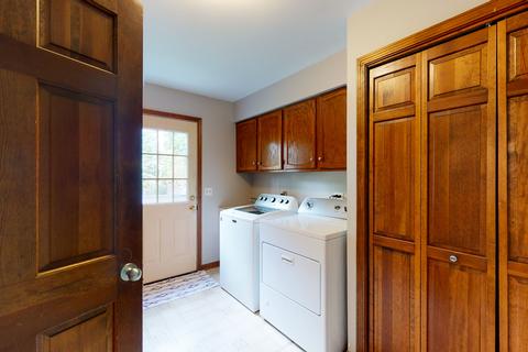 1962 Chatham Dr, Wheaton, IL 60189 photo 24