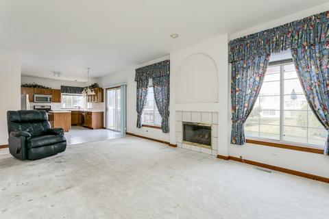 421 Cardinal Dr, Bartlett, IL 60103 photo 5