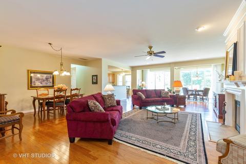 2533 Edgewater Dr, Elgin, IL 60124 photo 7