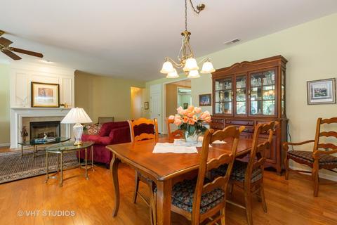 2533 Edgewater Dr, Elgin, IL 60124 photo 6