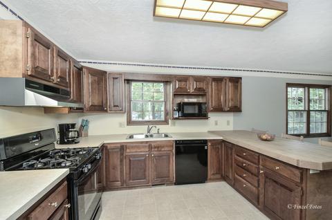 206 Grant St, Harvard, IL 60033 photo 5