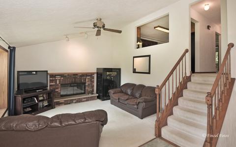 206 Grant St, Harvard, IL 60033 photo 4