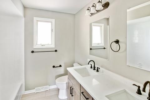 21045 Apollo Cir, Olympia Fields, IL 60461 photo 24