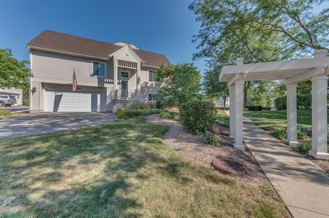 2460 Daybreak Ct, Elgin, IL 60123 photo 1