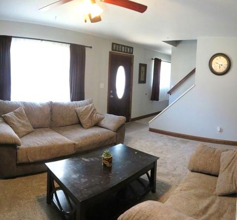 1302 E 20th St, Sterling, IL 61081 photo 2