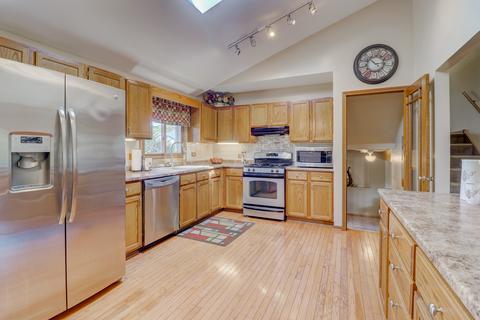 610 Barbara Ln, Mchenry, IL 60051 photo 13