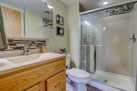 610 Barbara Ln, Mchenry, IL 60051 photo 18