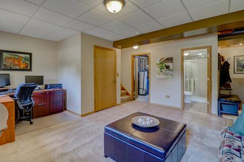 610 Barbara Ln, Mchenry, IL 60051 photo 6