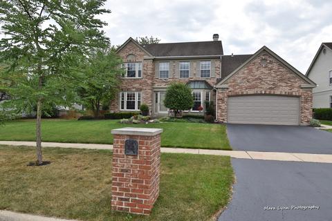 229 Shawnee Cir, Bartlett, IL 60103 photo 2