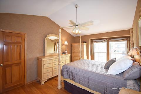 229 Shawnee Cir, Bartlett, IL 60103 photo 28