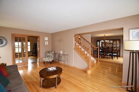 229 Shawnee Cir, Bartlett, IL 60103 photo 7