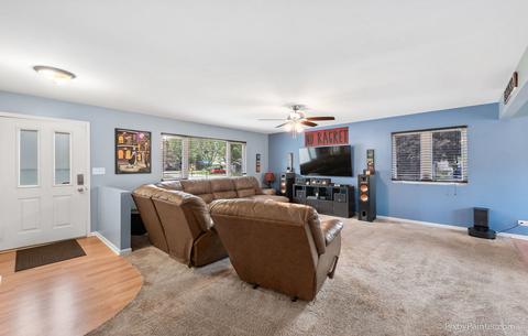 800 Carol Ave, Mchenry, IL 60050 photo 5