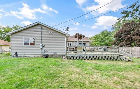 800 Carol Ave, Mchenry, IL 60050 photo 24