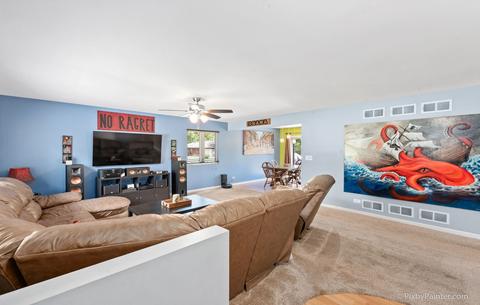 800 Carol Ave, Mchenry, IL 60050 photo 4
