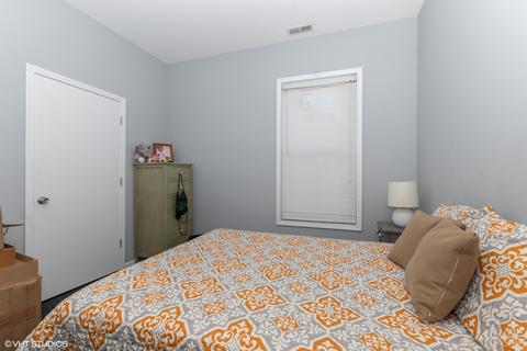 1523 E 73rd Pl, Chicago, IL 60619 photo 8