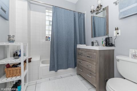 1523 E 73rd Pl, Chicago, IL 60619 photo 9
